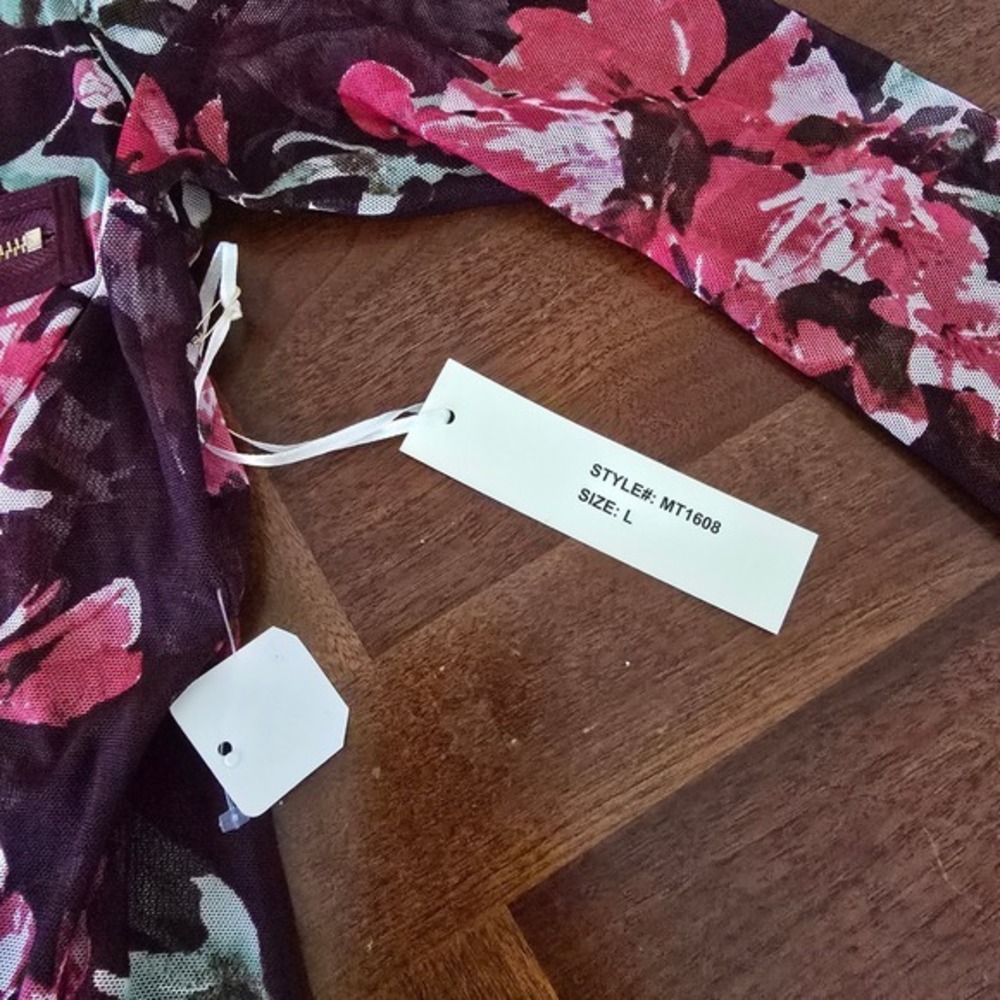 Burgundy Floral Sheer Mesh V-Neck Long Sleeve Top with Zipper Accents Size Large - Picture 8 of 8